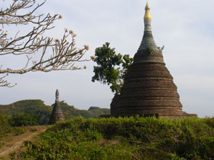 mrauku-zenat-manaung