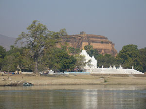 river-cruise-mingun